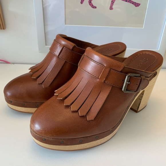 Madewell Shoes - Madewell Kiltie Clogs, Size 8